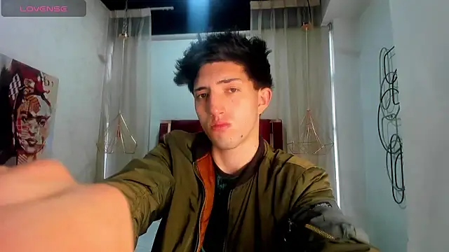 Un Slutty online show from 02.17.25