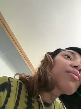 butterflybootyy online show from 09.10.25