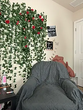 butterflybootyy online show from 11.03.25