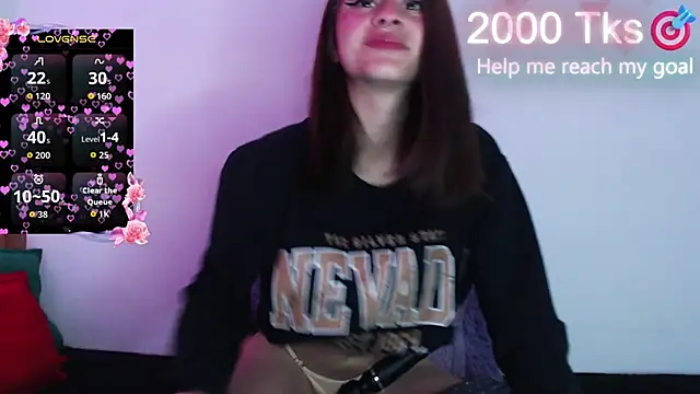 Snapshot of -Gwen- chatting on 10.03.25 -Gwen- online show from 10.03.25