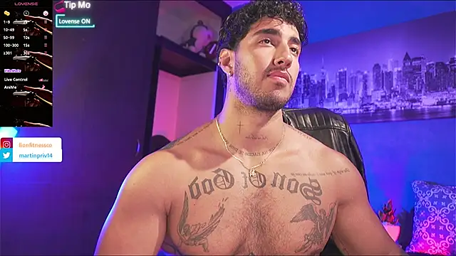 Snapshot of JACOB_MARTINS chatting on 11.10.25 JACOB MARTINS online show from 11.10.25