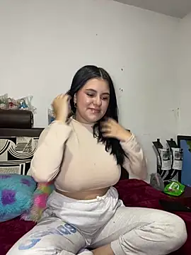 Snapshot of emiliaharper408 chatting on 01.24.25 emiliaharper408 online show from 01.24.25