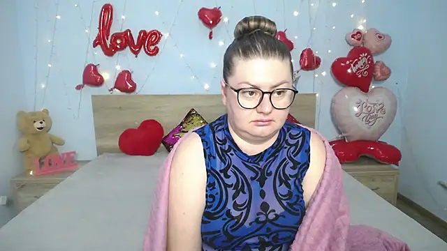 ZannaDreil online show from 03.05.25