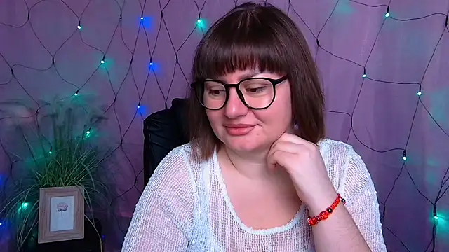 ZannaDreil online show from 02.06.26