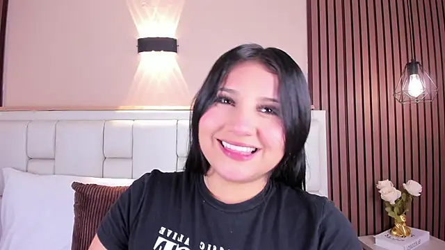 AvyMilton online show from 04.06.26