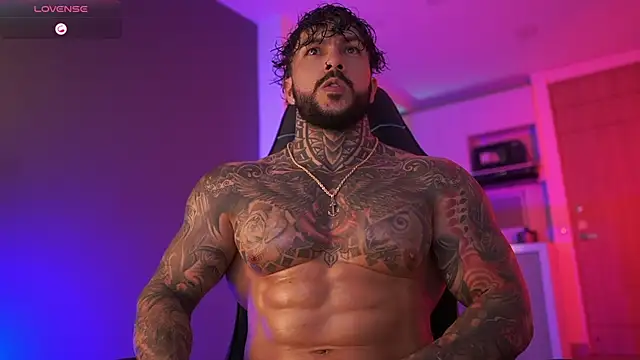 Snapshot of mariano_costa chatting on 10.02.25 mariano costa online show from 10.02.25