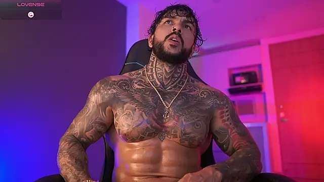 Snapshot of mariano_costa chatting on 11.04.25 mariano costa online show from 11.04.25