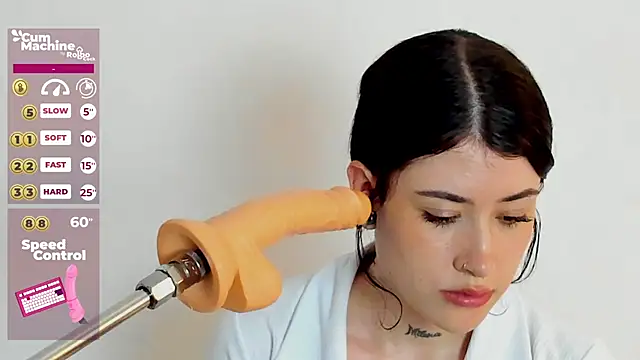 melody suarez online show from 12.07.24