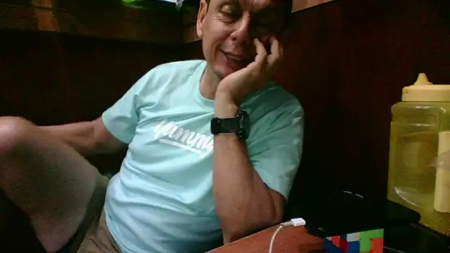 Snapshot of MarcusKelvin chatting on 10.23.25 MarcusKelvin online show from 10.23.25