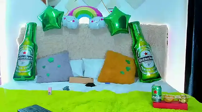 Snapshot of Cristal_moon1 chatting on 03.18.25 Cristal moon1 online show from 03.18.25