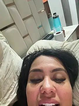 Snapshot of valeria2019hot chatting on 02.19.25 valeria2019hot online show from 02.19.25