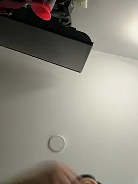 Snapshot of valeria2019hot chatting on 02.22.25 valeria2019hot online show from 02.22.25