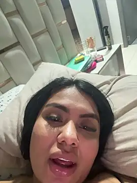 Snapshot of valeria2019hot chatting on 02.26.25 valeria2019hot online show from 02.26.25