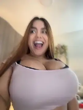 valeria2019hot online show from 04.18.26