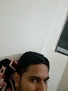 Snapshot of Jonrobinso chatting on 02.01.25 Jonrobinso online show from 02.01.25