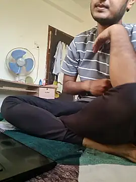 Snapshot of Jonrobinso chatting on 02.17.25 Jonrobinso online show from 02.17.25