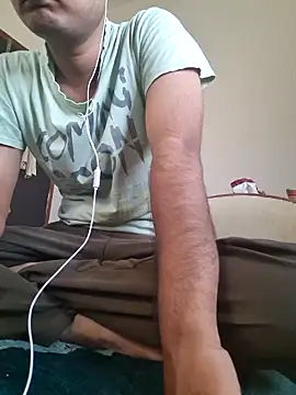 Snapshot of Jonrobinso chatting on 03.01.25 Jonrobinso online show from 03.01.25