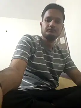 Snapshot of Jonrobinso chatting on 03.05.25 Jonrobinso online show from 03.05.25