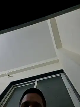 Snapshot of Jonrobinso chatting on 03.08.25 Jonrobinso online show from 03.08.25