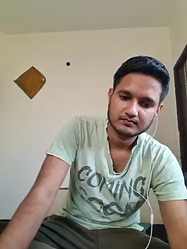 Snapshot of Jonrobinso chatting on 03.14.25 Jonrobinso online show from 03.14.25