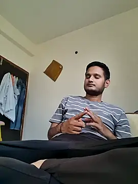 Snapshot of Jonrobinso chatting on 03.21.25 Jonrobinso online show from 03.21.25