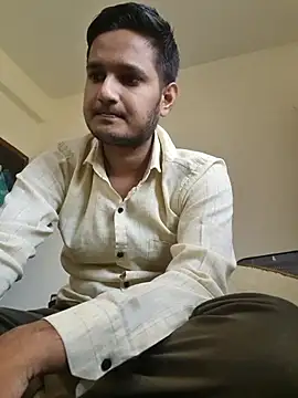 Snapshot of Jonrobinso chatting on 03.22.25 Jonrobinso online show from 03.22.25