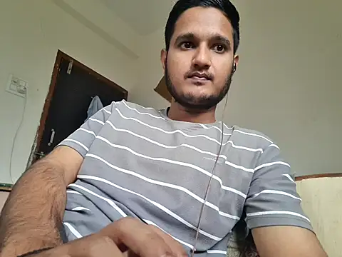 Snapshot of Jonrobinso chatting on 09.18.25 Jonrobinso online show from 09.18.25