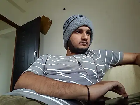 Snapshot of Jonrobinso chatting on 09.29.25 Jonrobinso online show from 09.29.25