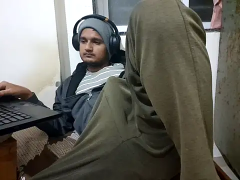 Jonrobinso online show from 11.30.25