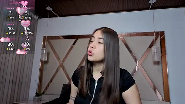 Maralains online show from 04.11.26