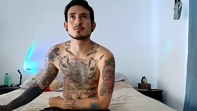 anika lowen02 online show from 01.02.25