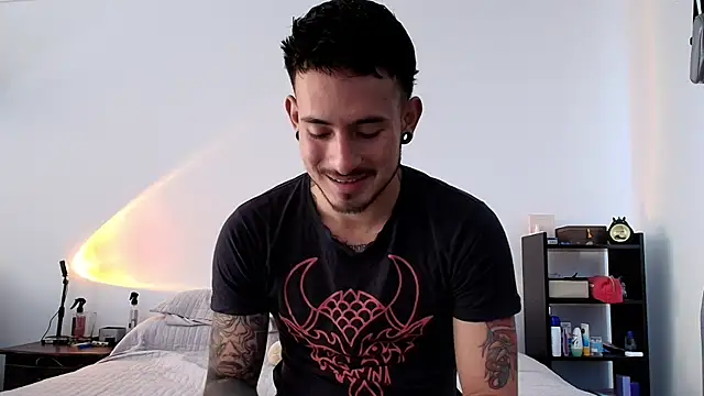 anika lowen02 online show from 02.19.25