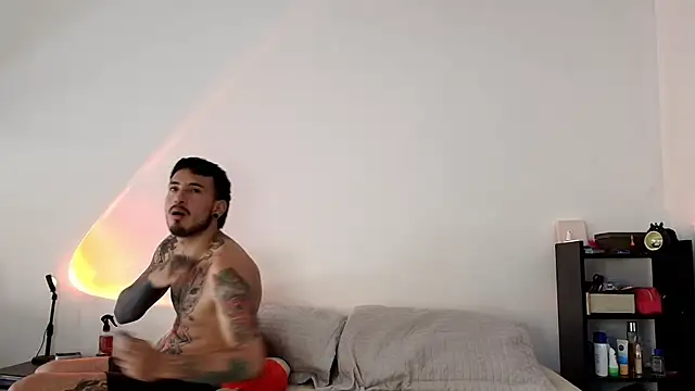 anika lowen02 online show from 03.04.25