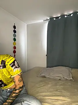 anika lowen02 online show from 09.23.25