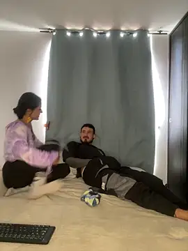 anika lowen02 online show from 10.02.25