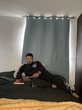 anika lowen02 online show from 10.11.25