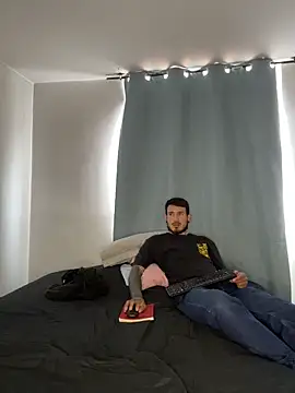 anika lowen02 online show from 10.17.25