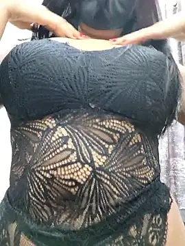 Snapshot of sanaya_baby chatting on 10.05.25 sanaya baby online show from 10.05.25