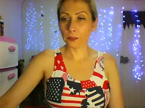 alixia81 online show from 02.22.25