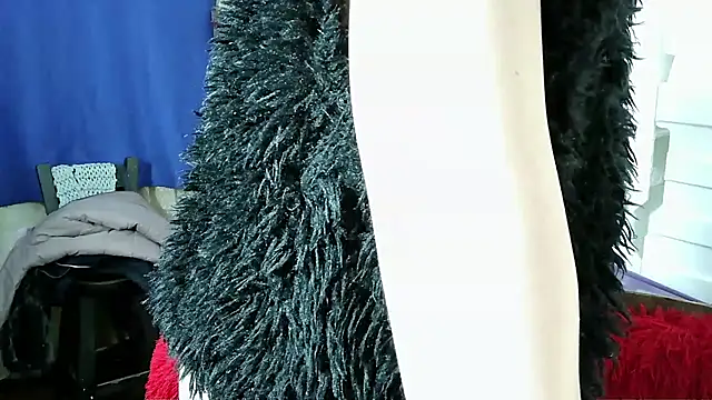 Snapshot of alixia81 chatting on 10.17.25 alixia81 online show from 10.17.25