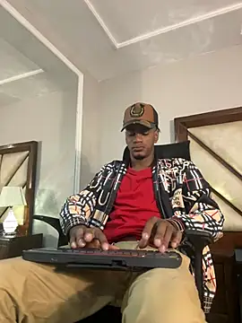 AaronCruz  online show from 12.19.24