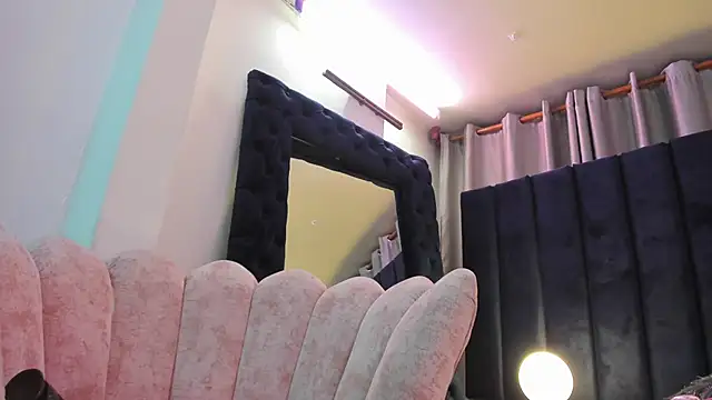  Cristal evans online show from 12.03.24