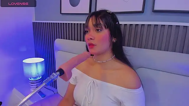 Yuyis Williams online show from 12.14.24