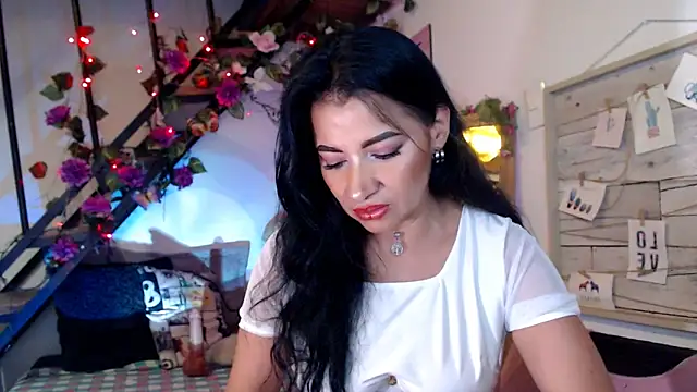 luna sky83 online show from 04.22.26