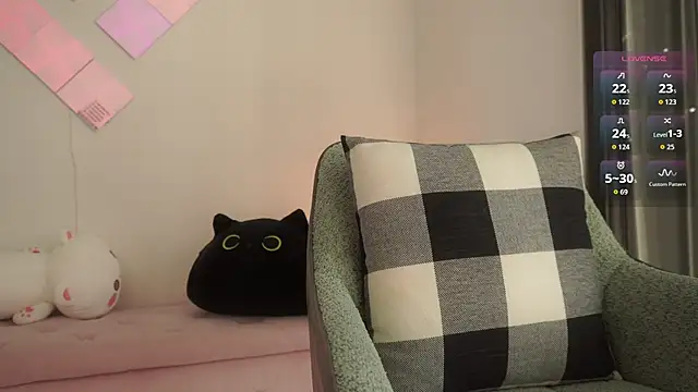 Mysticxkitty online show from 10.14.25