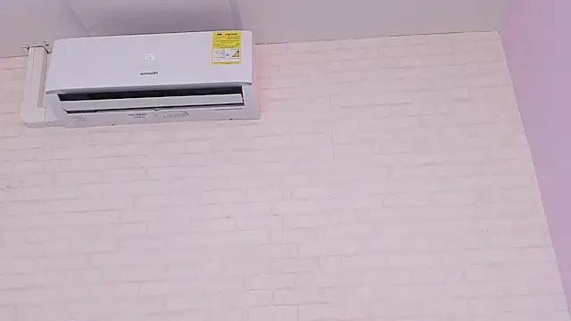 Tiffany mendez online show from 02.15.25