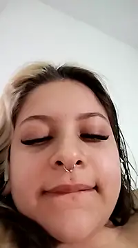 Snapshot of sammymoon chatting on 02.18.25 sammymoon online show from 02.18.25