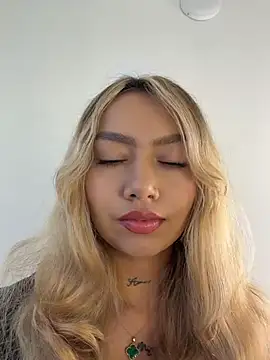 amanda-medrano1 online show from 07.28.26