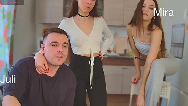 fcjuicy pussy online show from 03.17.25