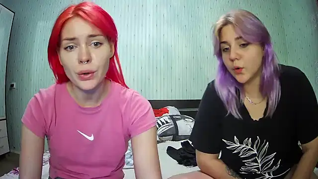 ChrisGirls online show from 12.04.24